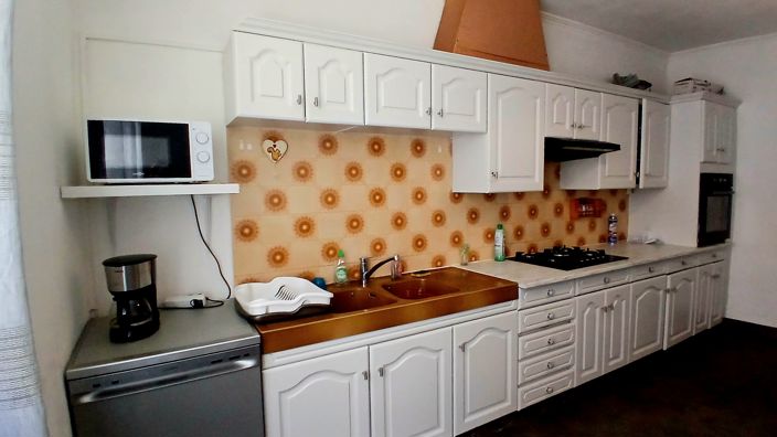 Image No.3-4 Bed House for sale