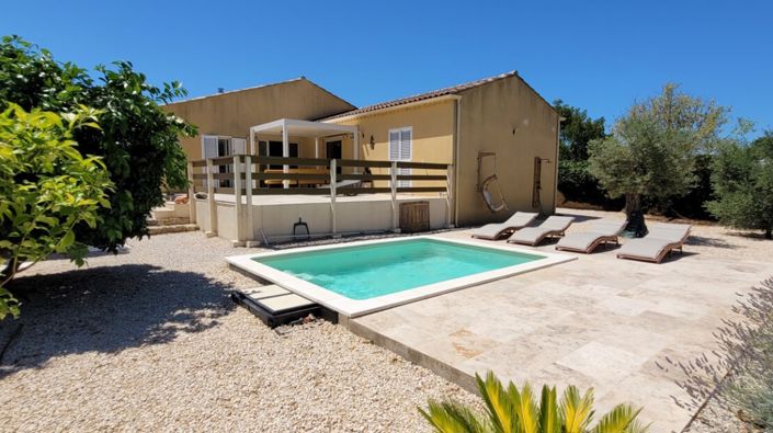 Image No.1-4 Bed Property for sale