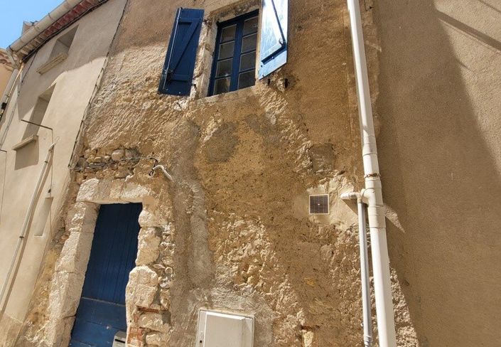 Image No.1-2 Bed House for sale