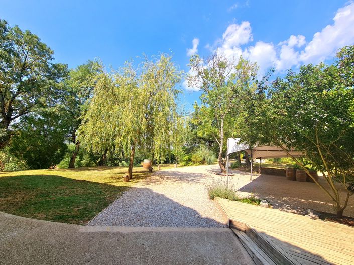 Image No.13-5 Bed Commercial for sale