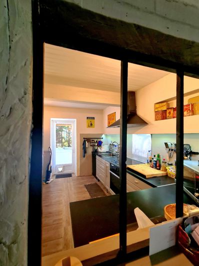 Image No.23-5 Bed Commercial for sale