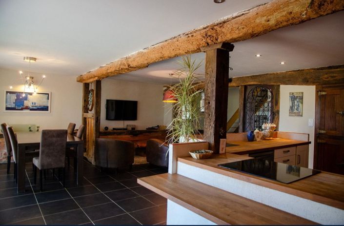 Image No.29-5 Bed Commercial for sale