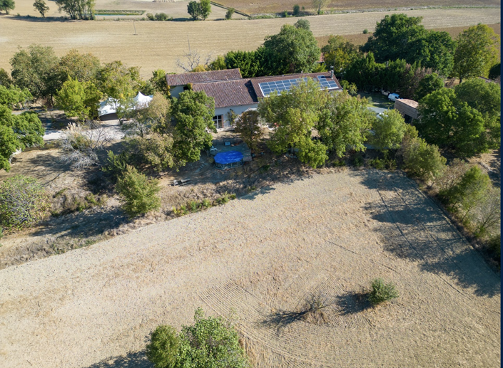 Image No.51-5 Bed Commercial for sale