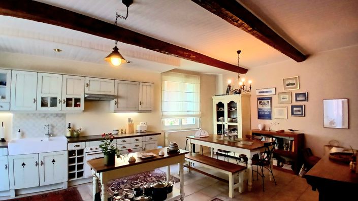 Image No.14-3 Bed House for sale