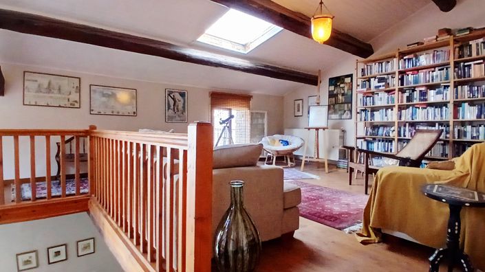 Image No.17-3 Bed House for sale