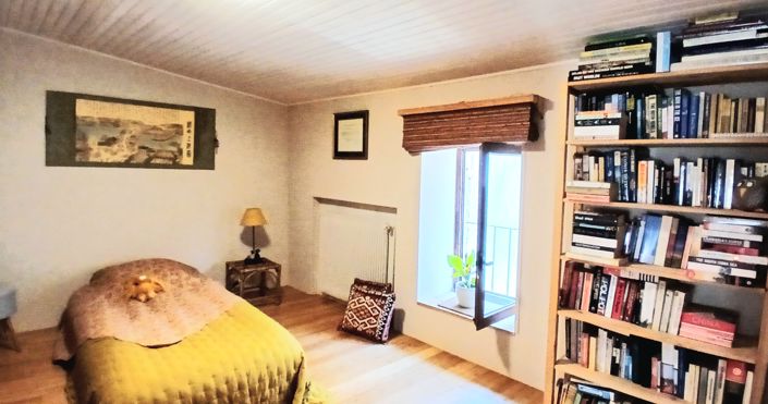 Image No.20-3 Bed House for sale