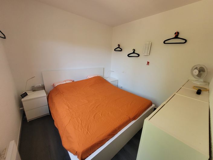 Image No.18-3 Bed House for sale