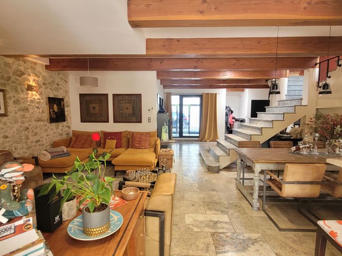 Image No.11-3 Bed House for sale