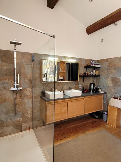 Image No.15-3 Bed House for sale