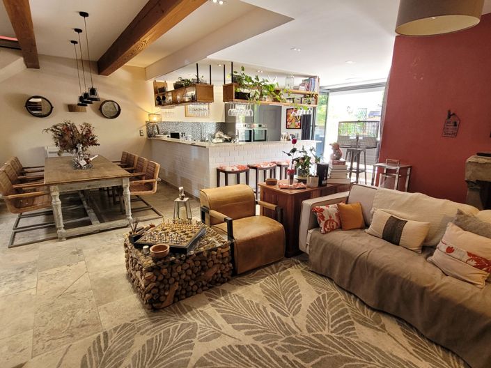 Image No.8-3 Bed House for sale