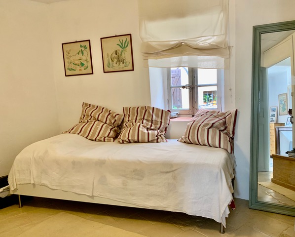 Image No.3-3 Bed House for sale