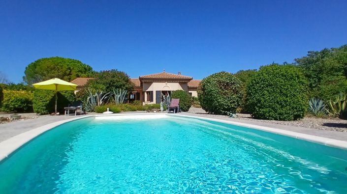 Image No.1-4 Bed Property for sale