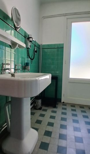 Image No.22-4 Bed Property for sale