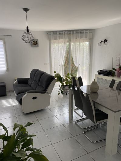 Image No.10-4 Bed Property for sale