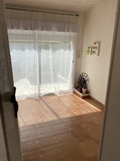 Image No.15-4 Bed Property for sale