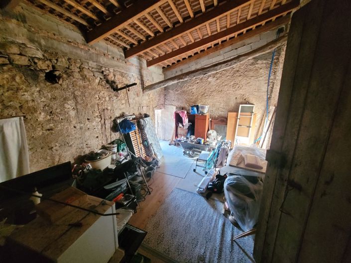 Image No.29-6 Bed Property for sale