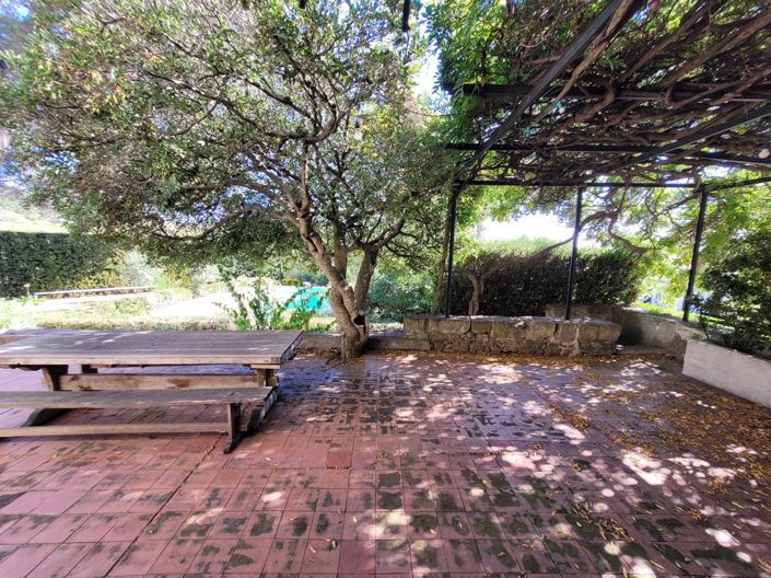 Image No.7-6 Bed Property for sale