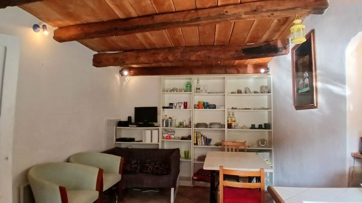 Image No.9-1 Bed House for sale