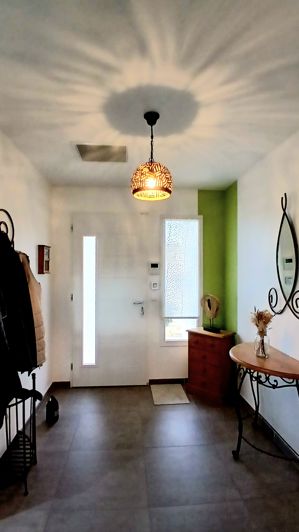 Image No.15-4 Bed Property for sale