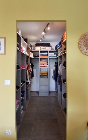 Image No.19-4 Bed Property for sale