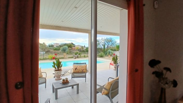 Image No.18-4 Bed Property for sale