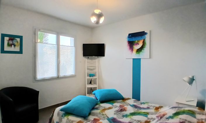 Image No.22-4 Bed Property for sale