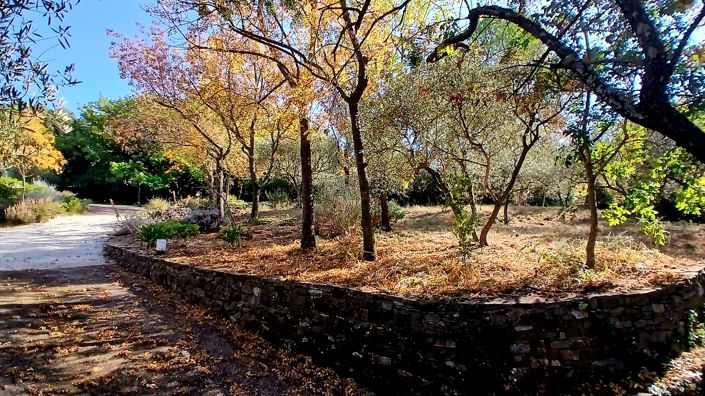 Image No.4-5 Bed Property for sale