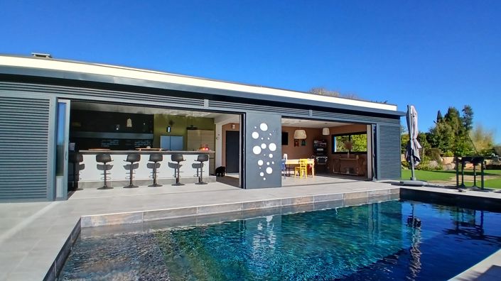 Image No.3-4 Bed Property for sale