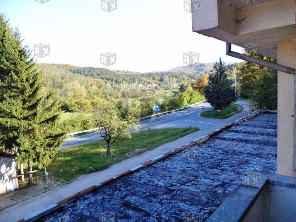 Image No.17-15 Bed Hotel for sale