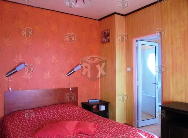 Image No.7-9 Bed House for sale