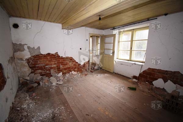 Image No.4-5 Bed House for sale