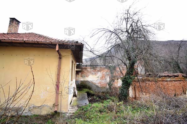 Image No.16-3 Bed House for sale