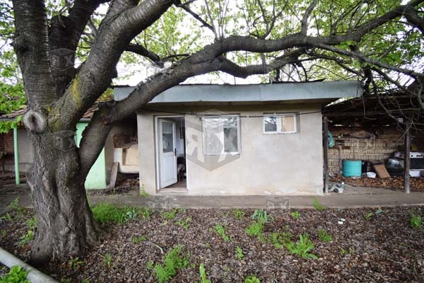 Image No.20-4 Bed House for sale