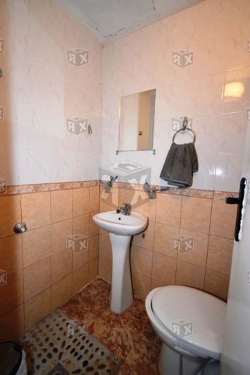 Image No.21-4 Bed House for sale