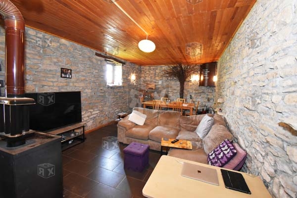 Image No.8-4 Bed House for sale