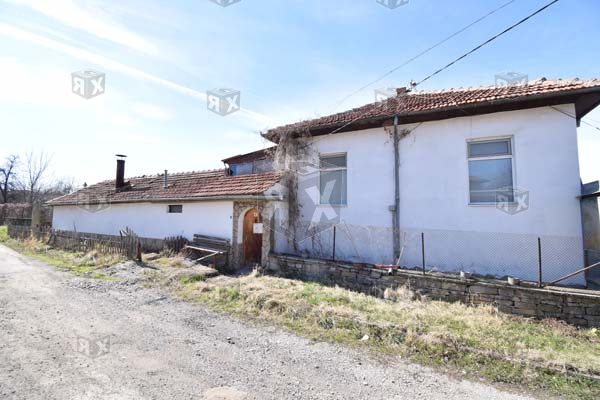 Image No.1-3 Bed House for sale
