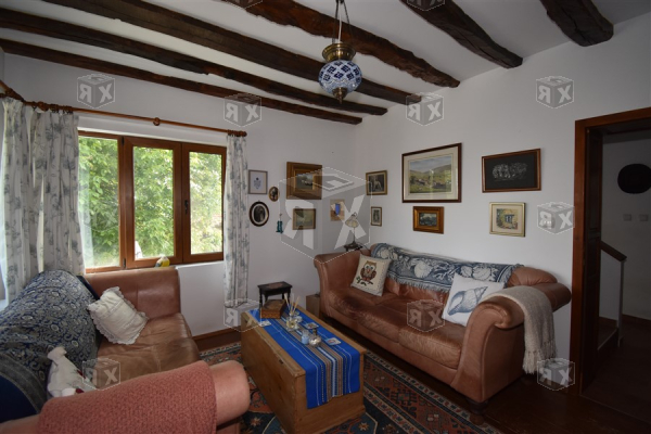 Image No.11-3 Bed House for sale