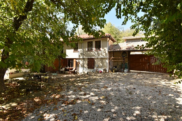 Image No.1-3 Bed House for sale