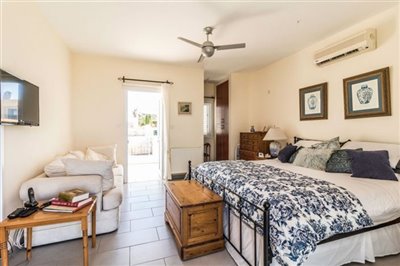 Detached Villa For Sale  in  Neo Chorio