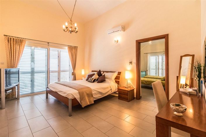 Image No.20-5 Bed Villa for sale