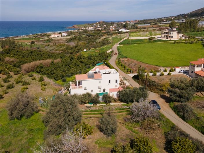 Image No.3-4 Bed Villa for sale