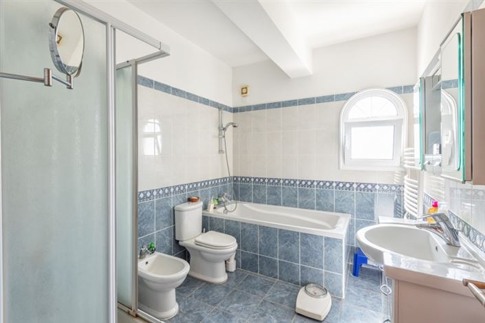 Image No.21-4 Bed Villa for sale