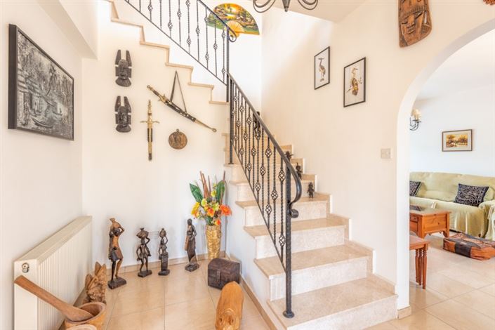 Image No.10-4 Bed Villa for sale