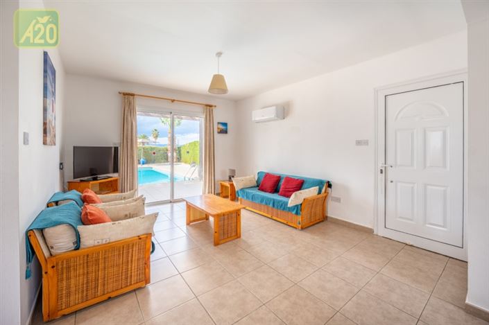 Image No.12-2 Bed Villa for sale