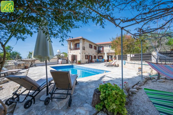 Image No.3-4 Bed Villa for sale