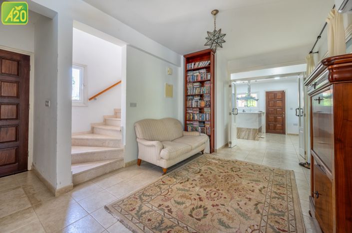 Image No.17-3 Bed Villa for sale