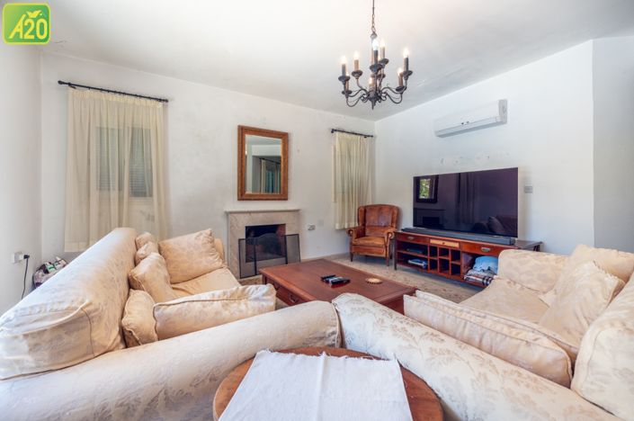 Image No.19-3 Bed Villa for sale