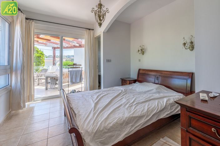 Image No.24-3 Bed Villa for sale