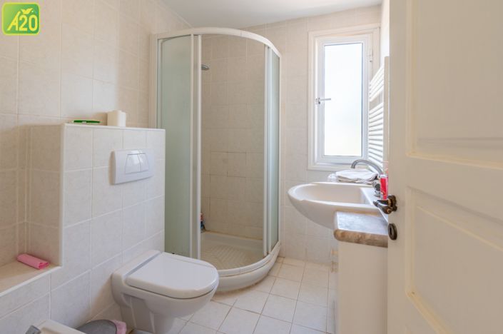 Image No.30-3 Bed Villa for sale