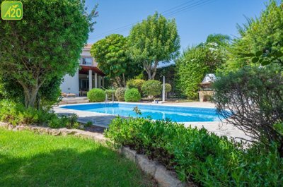 Detached Villa For Sale  in  Neo Chorio